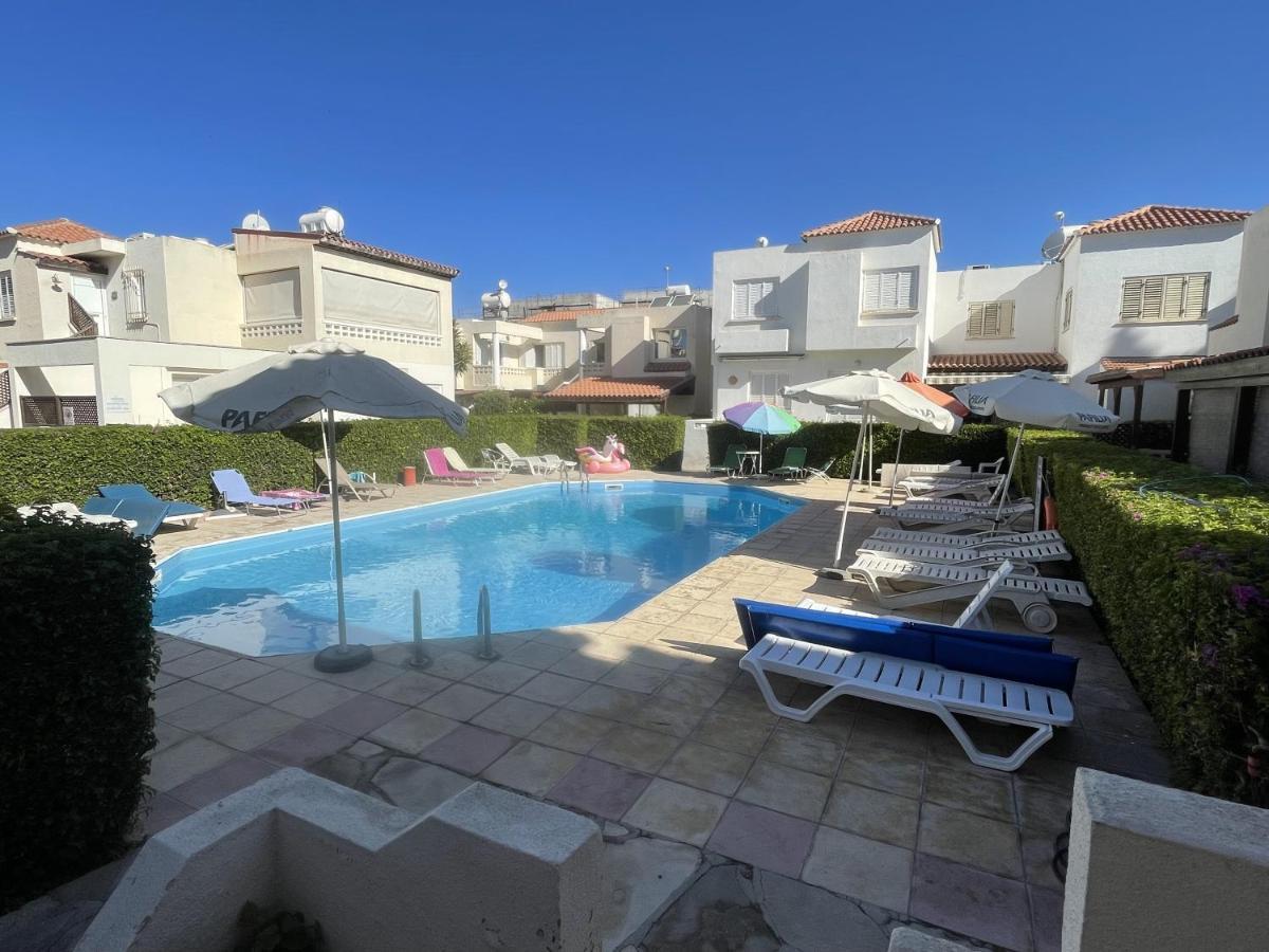 Appartement Nerina à Paphos Extérieur photo