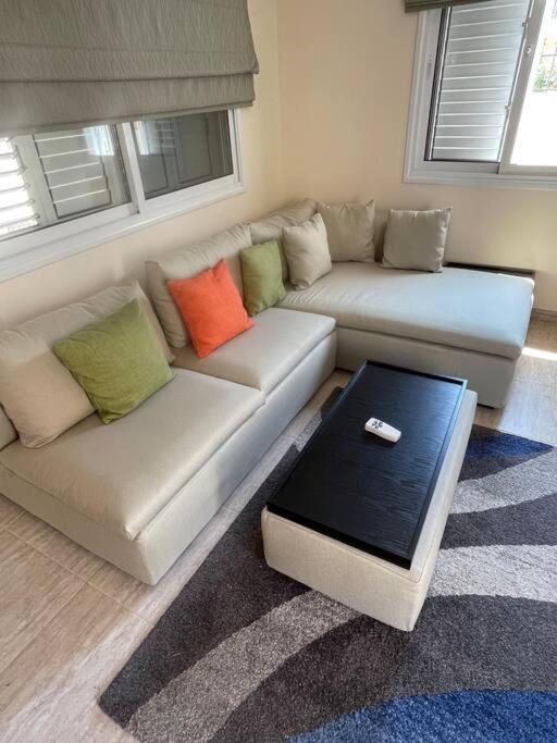 Appartement Nerina à Paphos Extérieur photo